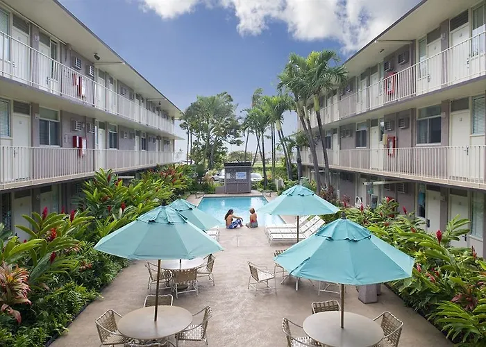 Pacific Marina Inn Airport