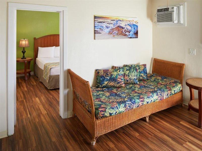 Pacific Marina Airport Hotel 2*