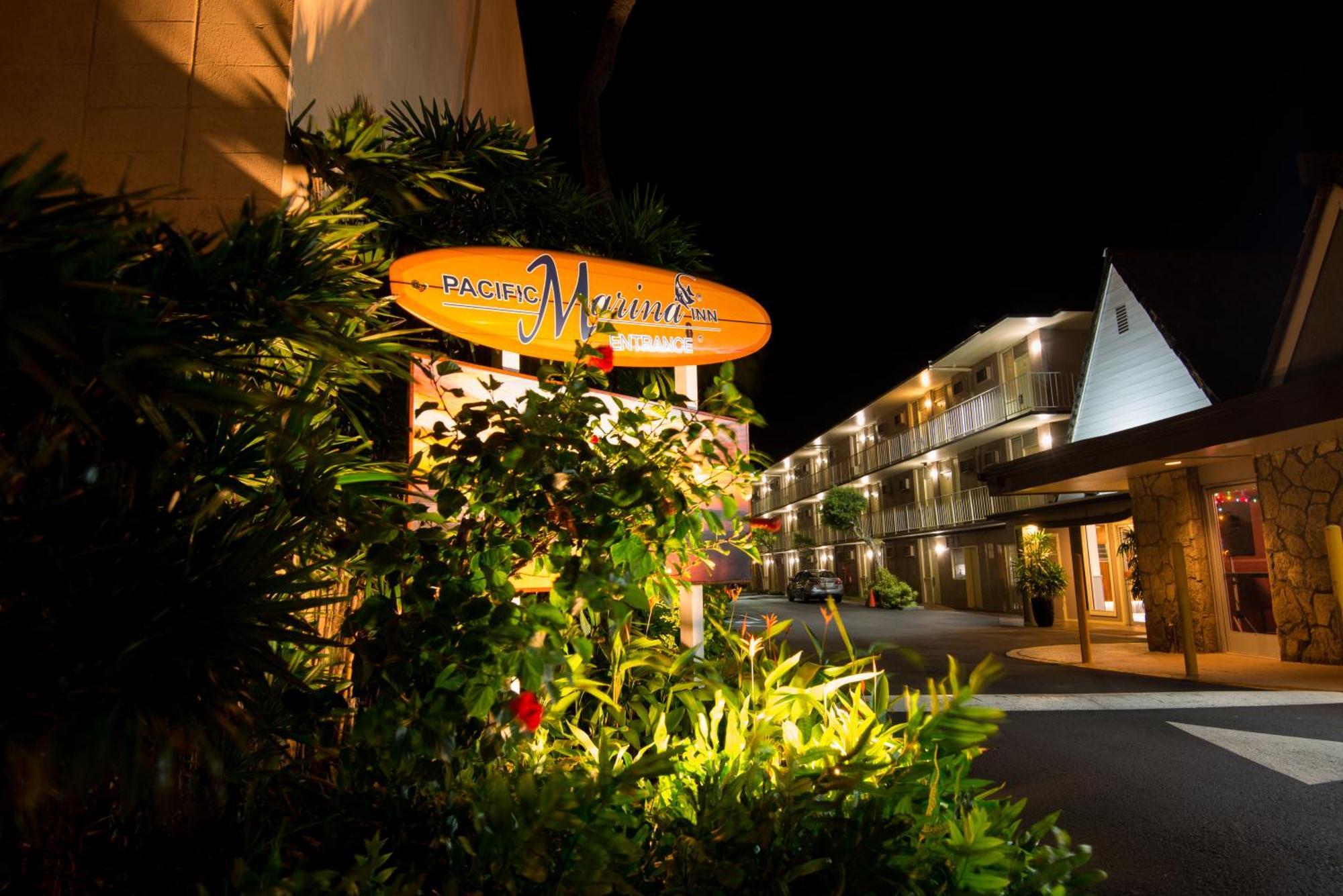 Pacific Marina Airport Hotel 2*